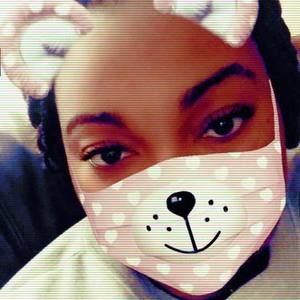 Meet your Posher, Carlessa